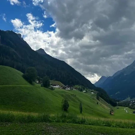 In Stubaital Near Lift, Cleaning Included Apartament