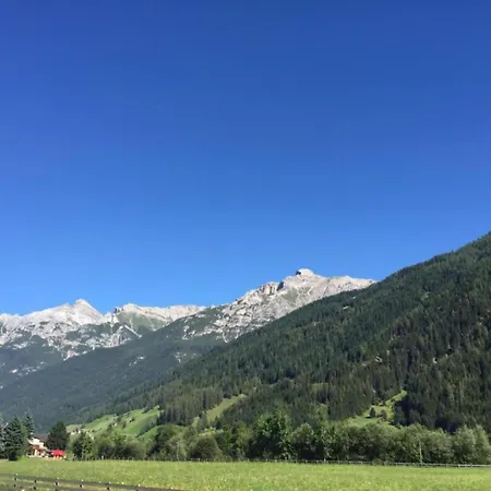 In Stubaital Near Lift, Cleaning Included Apartmán *