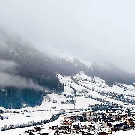 In Stubaital Near Lift, Cleaning Included * نيوستيف ام ستوبيتا