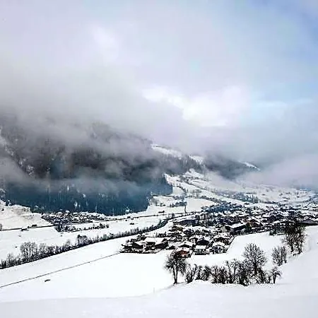 In Stubaital Near Lift, Cleaning Included * نيوستيف ام ستوبيتا